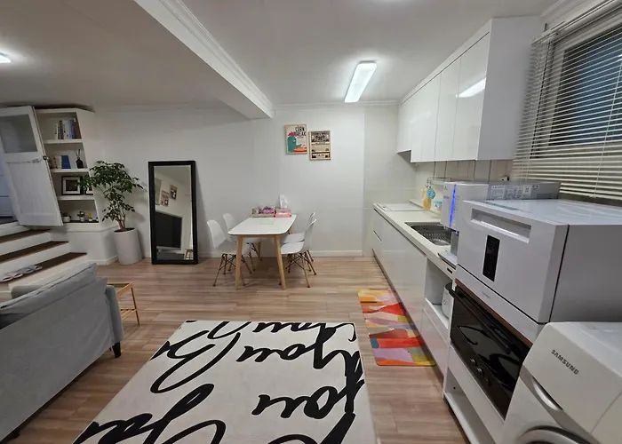 Shinpung 1st Floor 4 Minutes On Foot From Shinpung Station 5 Beds Free Parking Group And Business Trip * Сеул